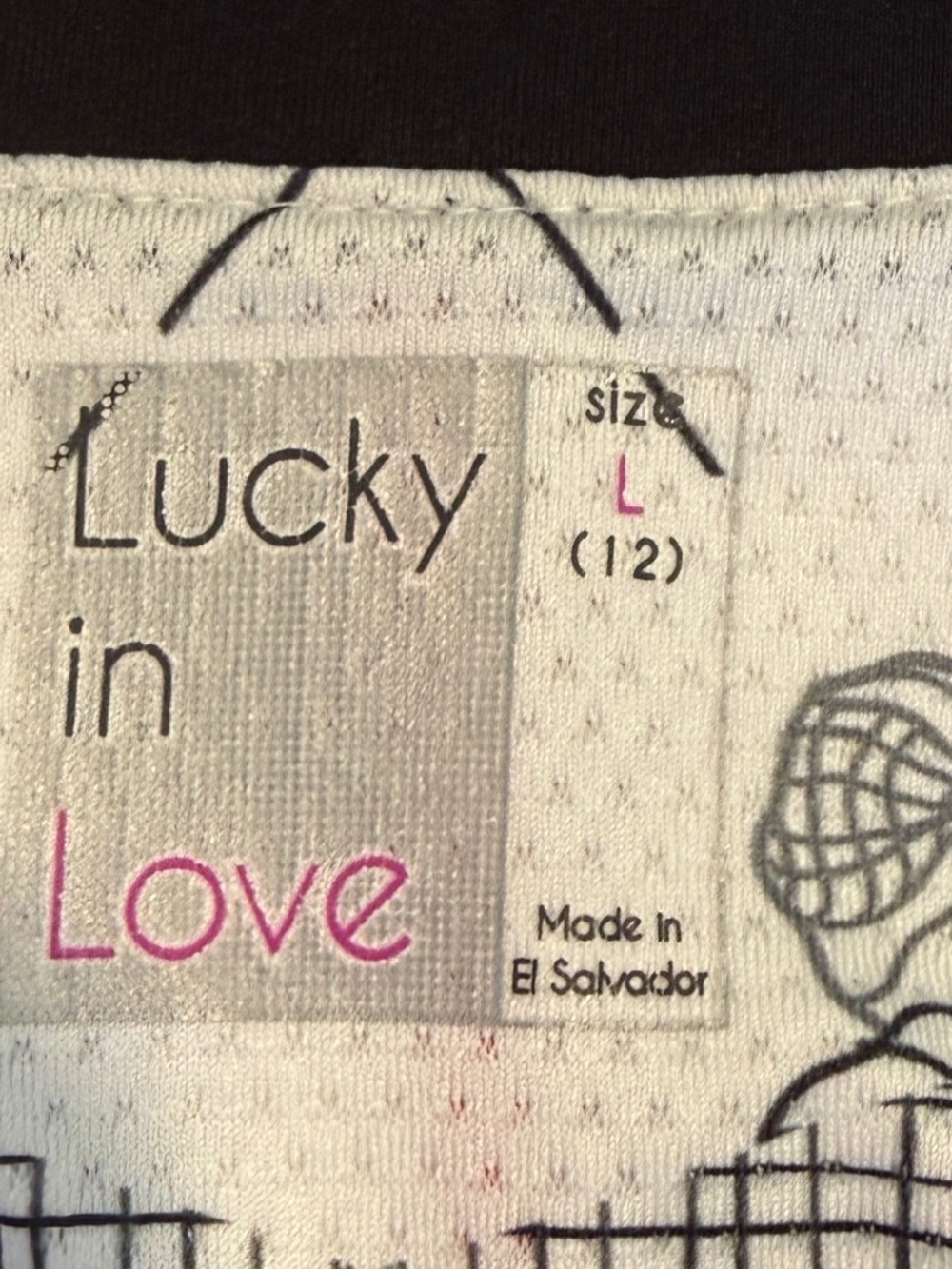 Lucky in Love Pullover Shirt Black & White Botanical/Geometric Design Size L /12 - Picture 14 of 15